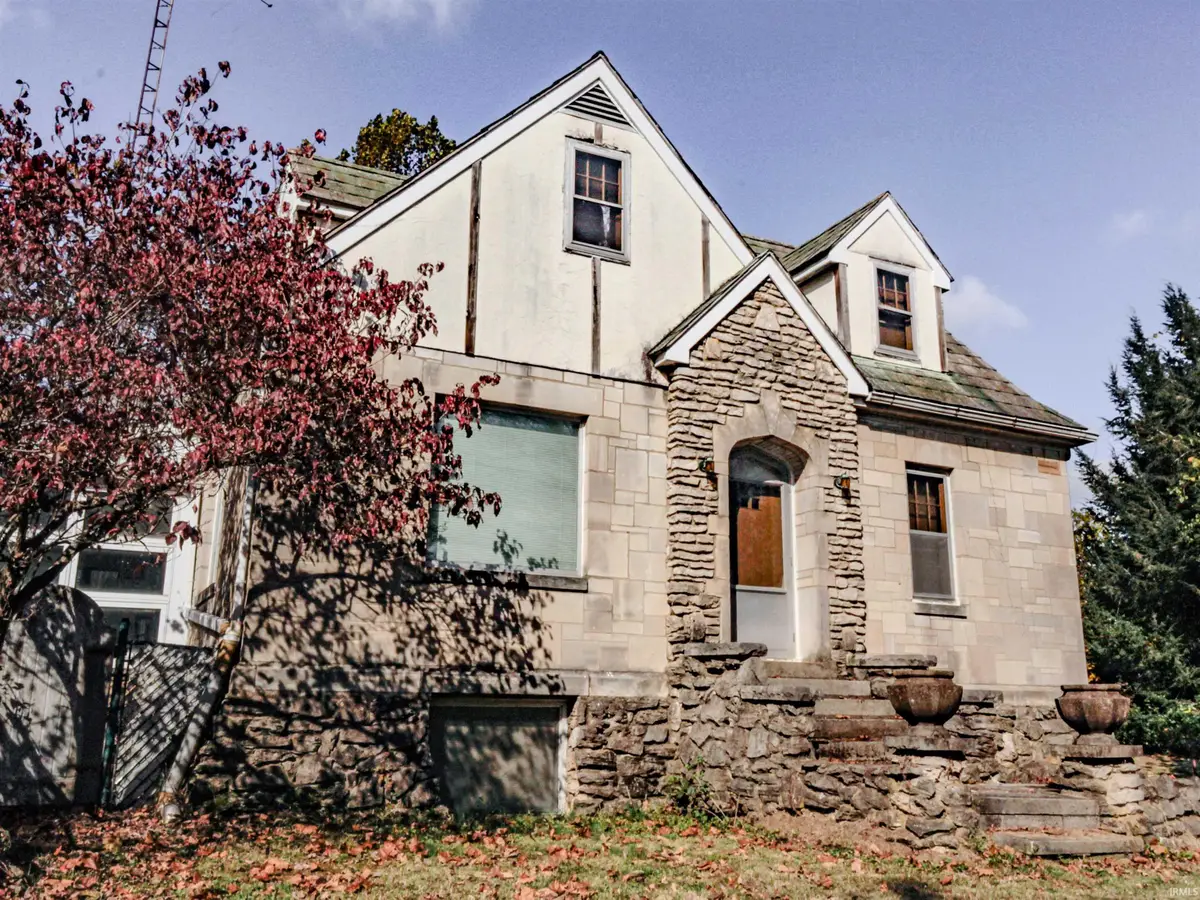 1331 Crawford Drive, Bedford, IN 47421 - #1