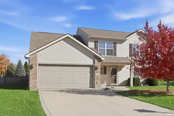 807 Larkwillow Court, Huntertown, IN 46748