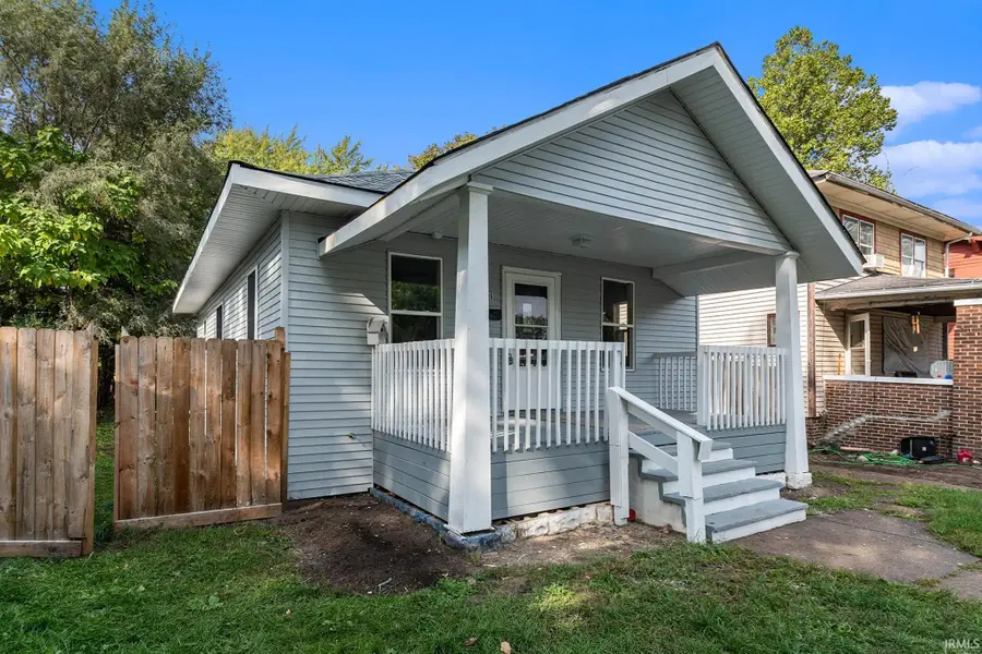 901 Lawndale Street, South Bend, IN 46628 - Image #3