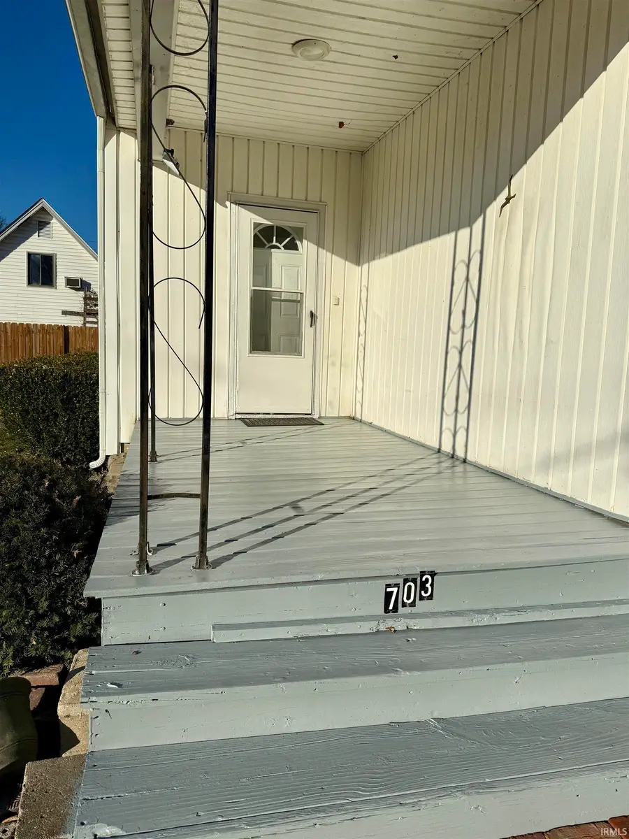 703 E Bond Avenue, Marion, IN 46953 - Image #3