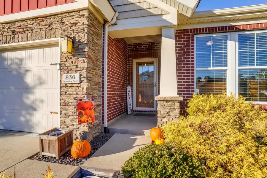 836 Groveview Court, Evansville, IN 47711 - Image #3