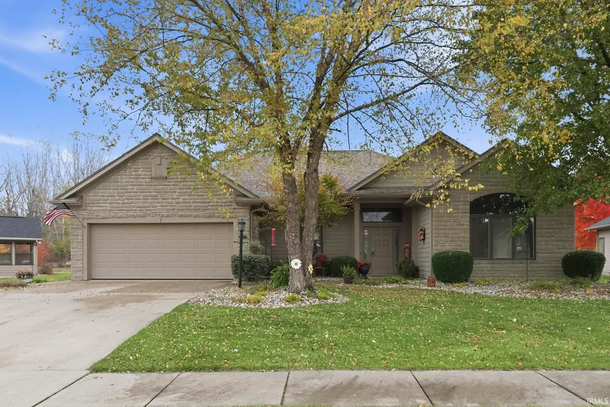 307 Laurelwood Lane, Kendallville, IN 46755 - Image #1