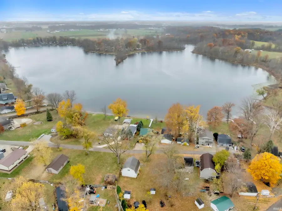 885 W 590 S Road, Wolcottville, IN 46795 - Image #2