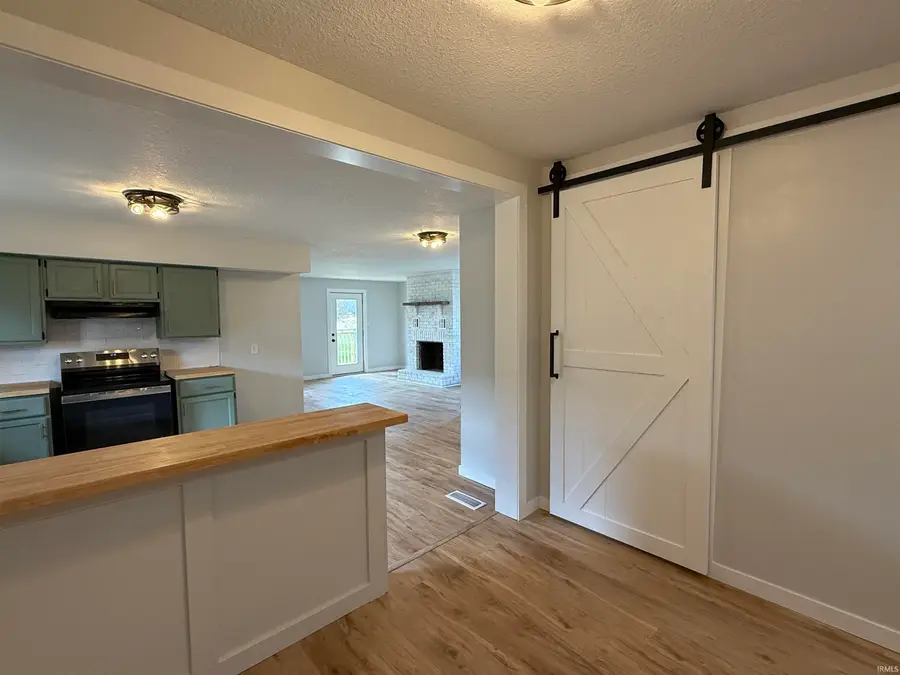 1107 N Lima Road, Kendallville, IN 46755 - Image #3