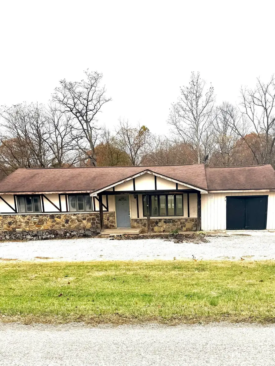 495 Gunsmith School Road, Bedford, IN 47421 - Image #2