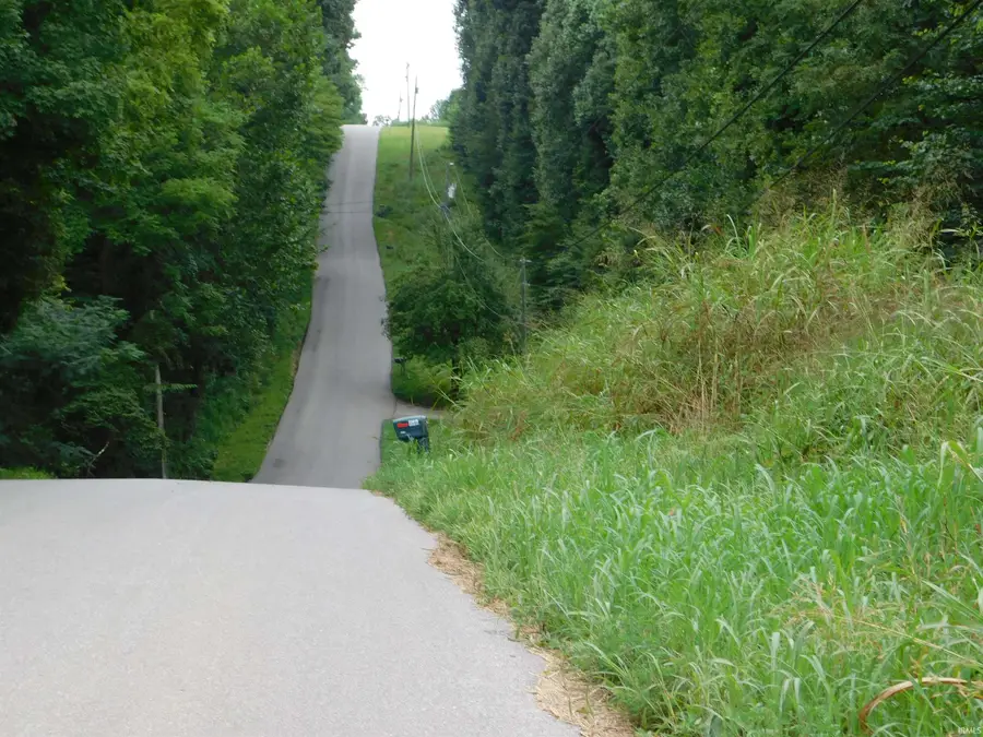 1541 S Leatherwood Road, Bedford, IN 47421 - Image #2