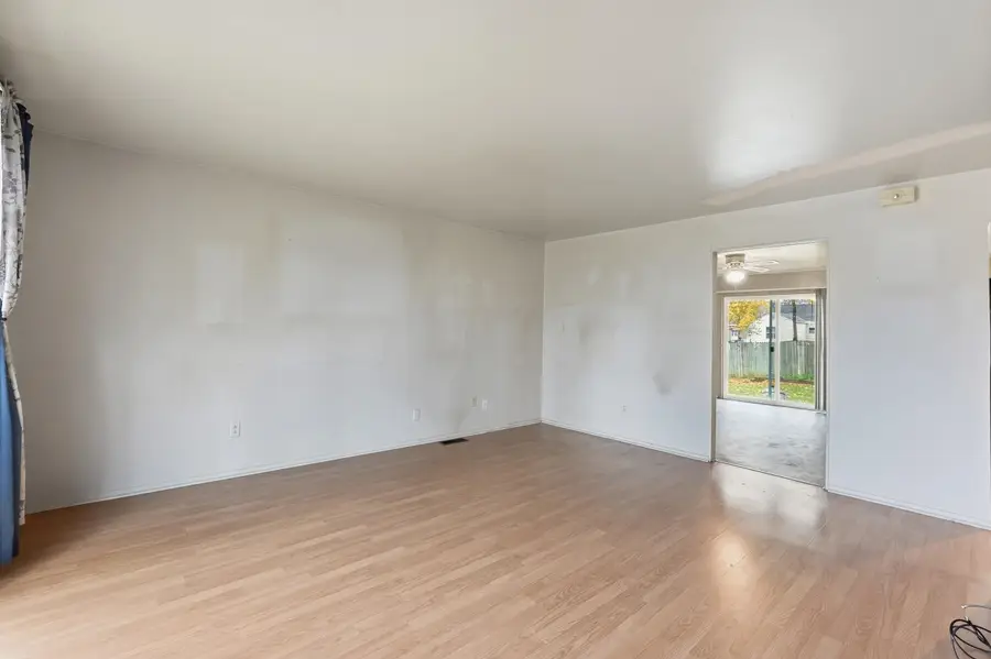 706 Carlin Drive, Angola, IN 46703 - Image #3