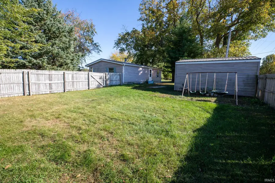 404 Yearick Street, Argos, IN 46501 - Image #2