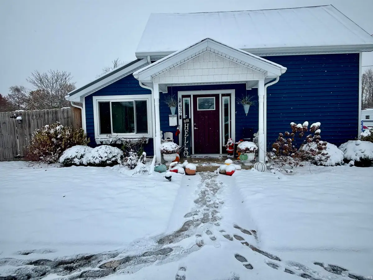 637 W 1st Street, Albany, IN 47320 - #1