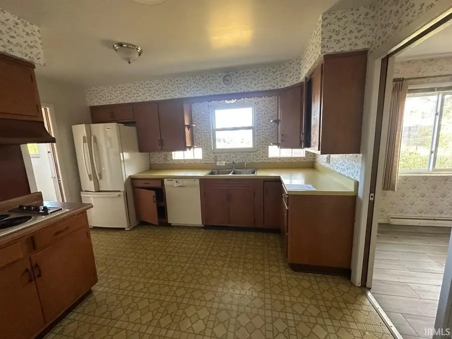 61540 Elderberry Lane, South Bend, IN 46614 - Image #3