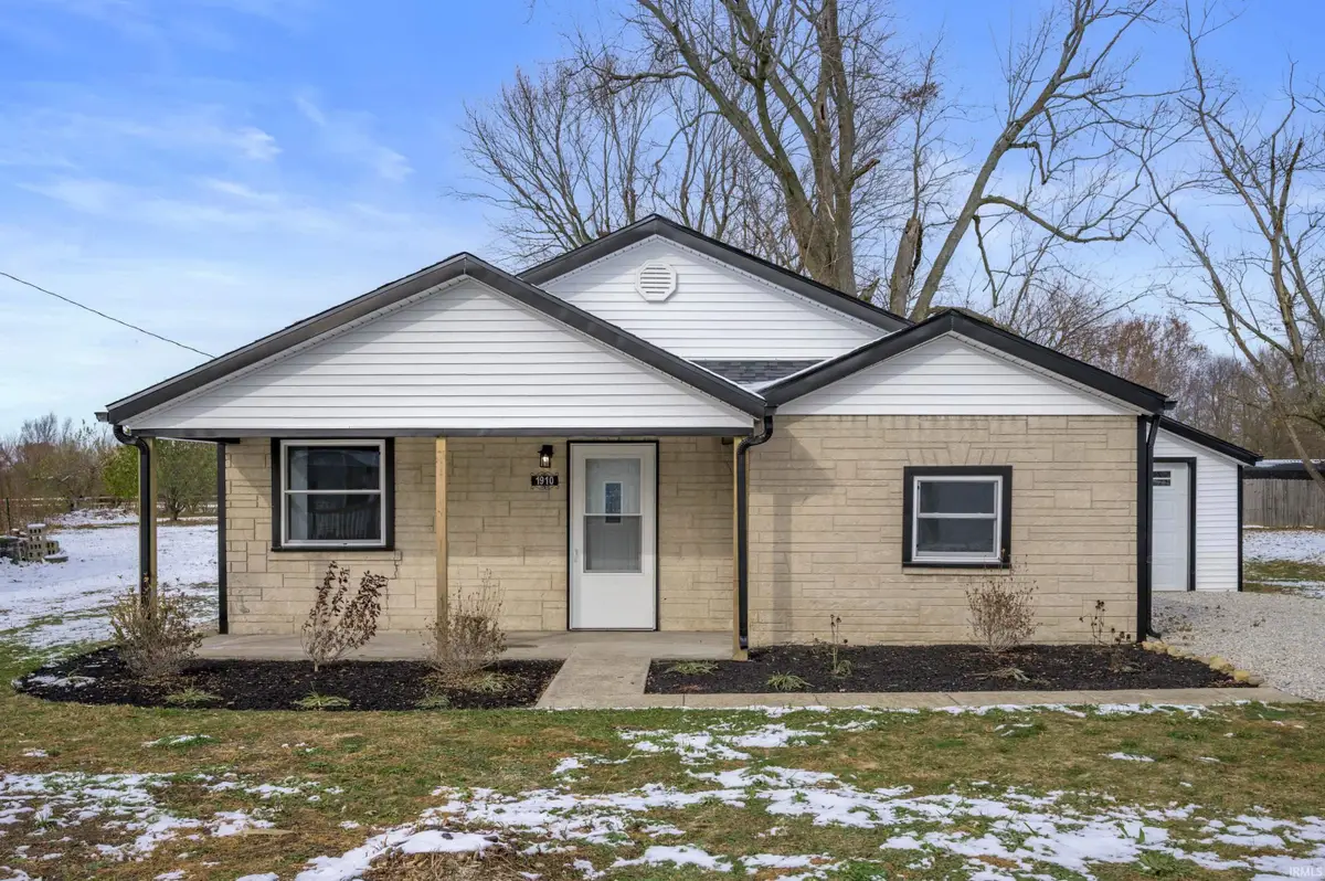 1910 E Delta Drive, Muncie, IN 47303 - Image #1