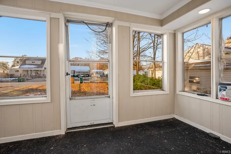 910 W Borley Avenue, Mishawaka, IN 46545 - Image #3