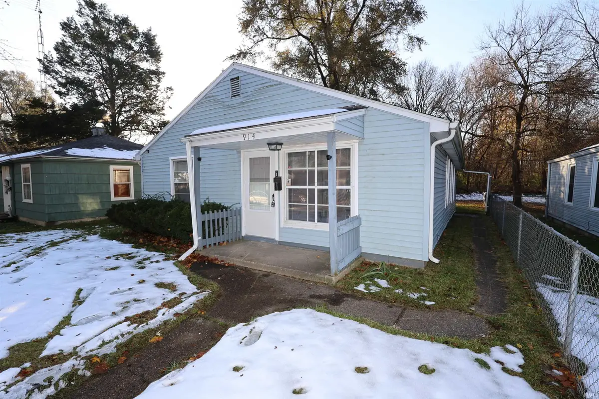 914 Roosevelt Street, South Bend, IN 46616 - #1