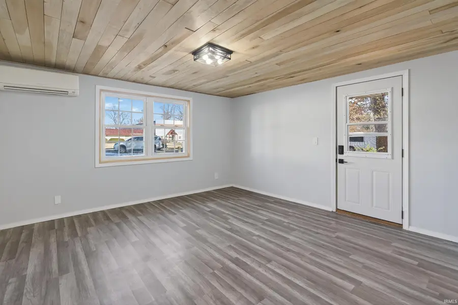 105 W 15th Street, Winamac, IN 46996 - Image #3