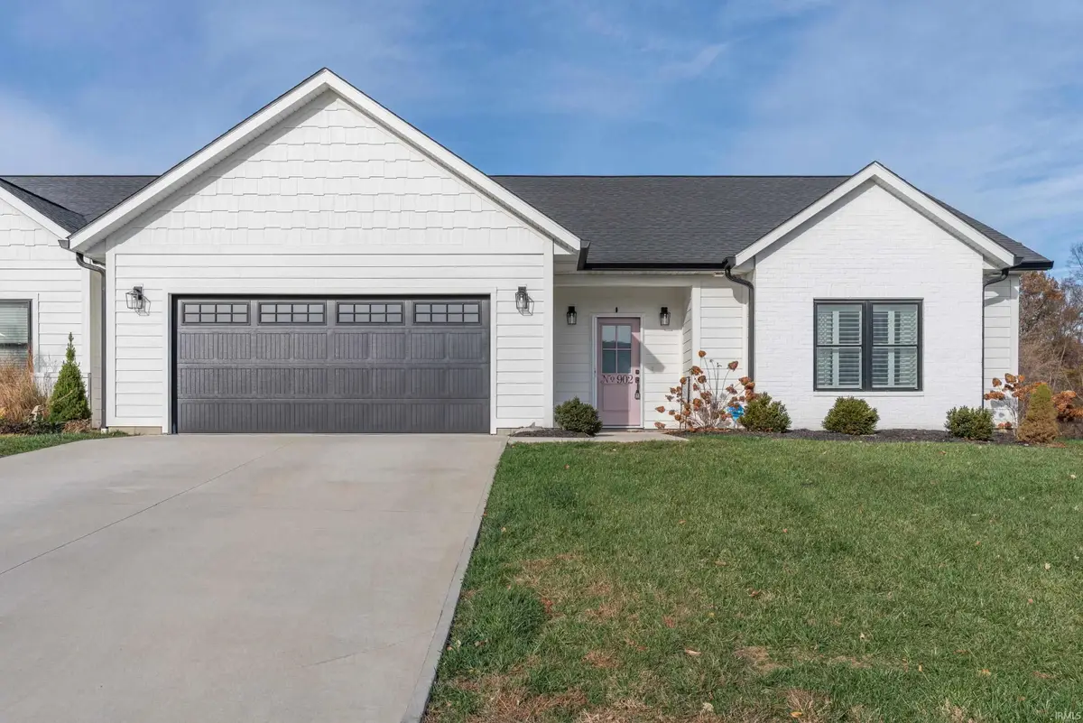 902 Stonehenge Drive, Bedford, IN 47421 - Image #1