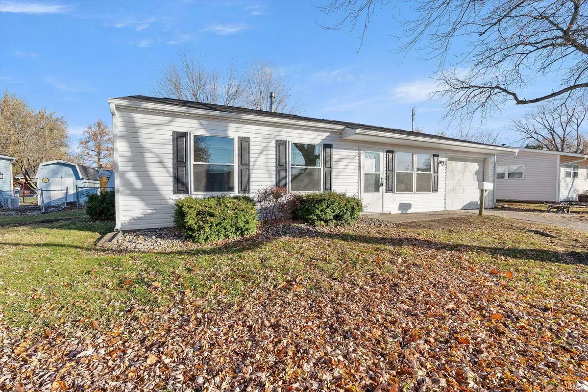 15 Holden Road, Columbia City, IN 46725 - Image #1