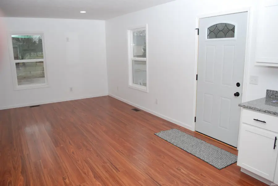 10 S Mccormick Street, Hamlet, IN 46532 - Image #3