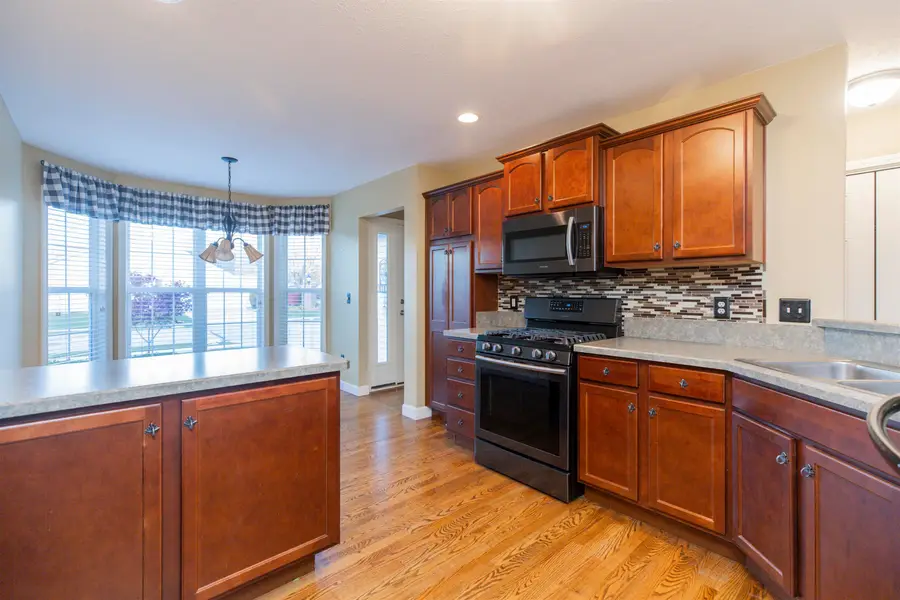 103 Livingston Bay Court, Mishawaka, IN 46544 - Image #2