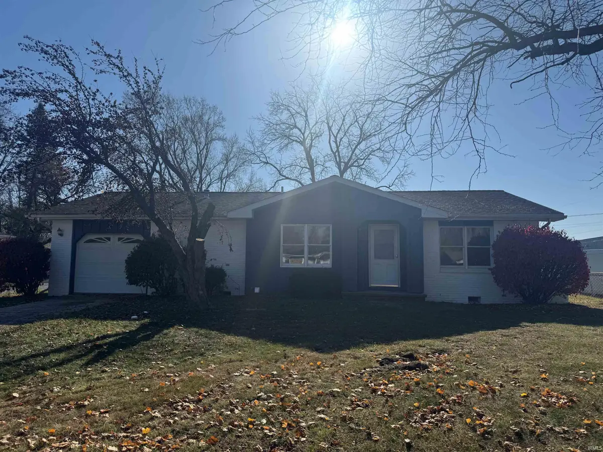 713 North Street, Syracuse, IN 46567 - #1