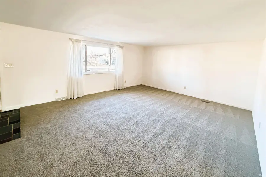 3522 E Grandview Drive, Bloomington, IN 47408 - Image #3