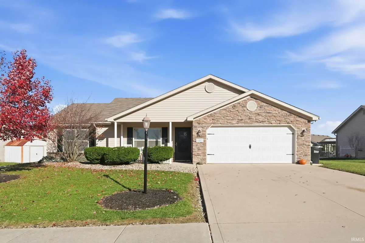 1007 W 2nd Avenue, Garrett, IN 46738 - #1