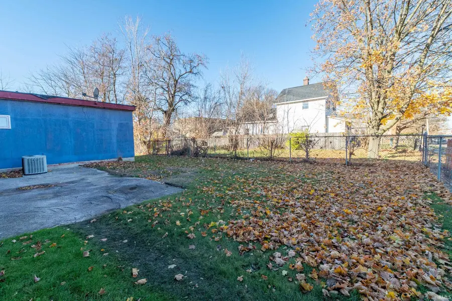 1637 Kemble Ave, South Bend, IN 46613 - Image #3