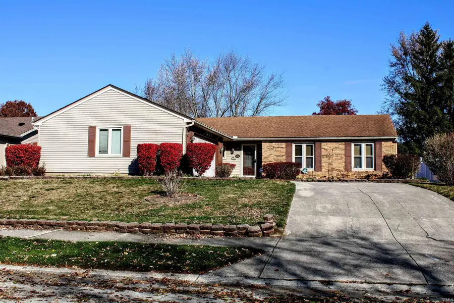 1811 Frenchmans Crossing, Fort Wayne, IN 46825 - Image #2