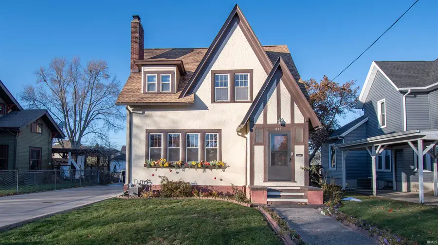 813 E Mitchell Street, Kendallville, IN 46755 - Image #2