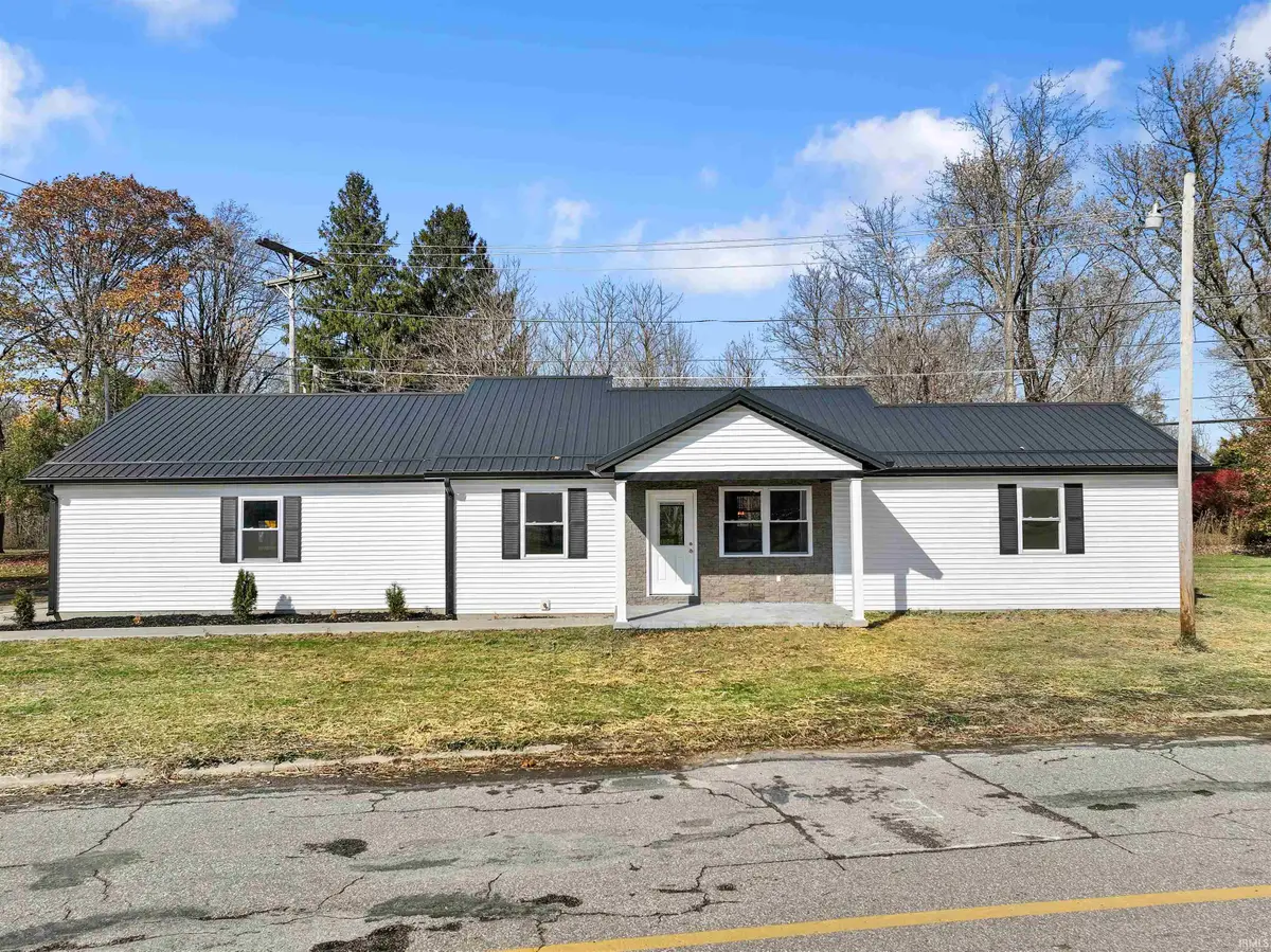 103 E Warren Street, Mitchell, IN 47446 - #1