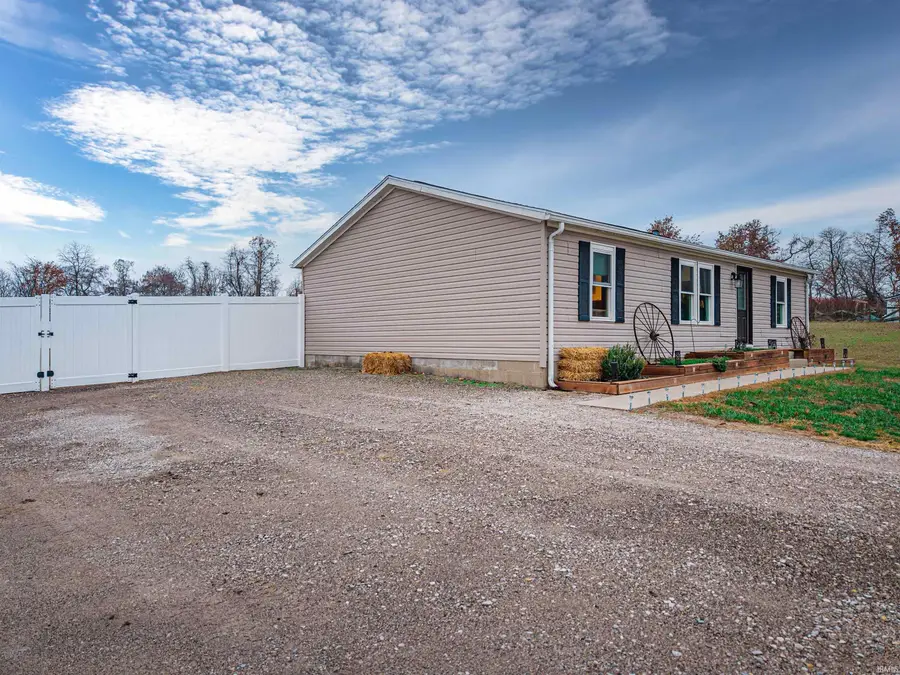8874 S Meadow Lane, Owensville, IN 47665 - Image #3