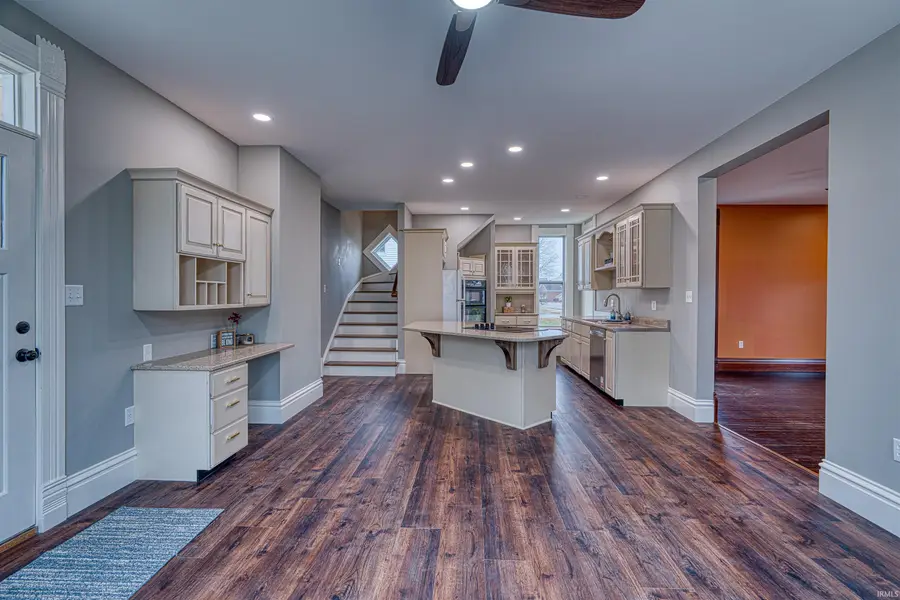 206 W Gibson Street, Haubstadt, IN 47639 - Image #2