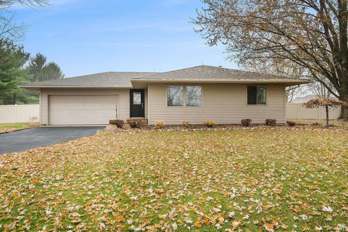 72193 County Road 9, Nappanee, IN 46550 - Image #1