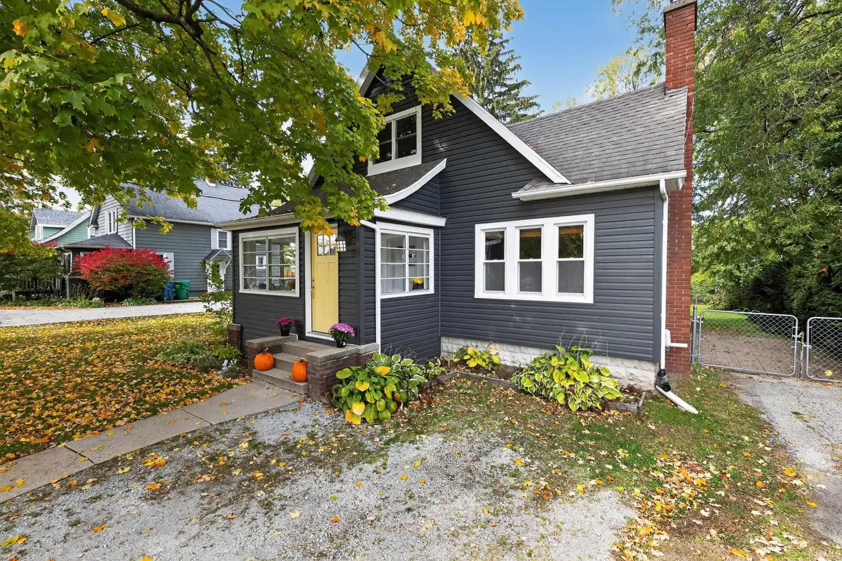 321 W Johnson Road, Laporte, IN 46350 - Image #1