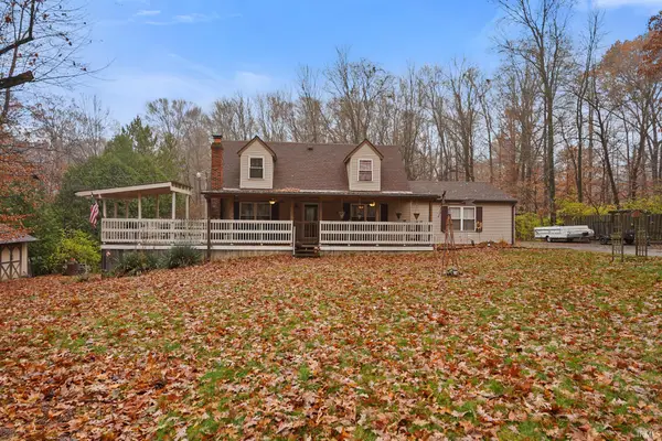 48 W Bunkerhill Road, Mooresville, IN 46158