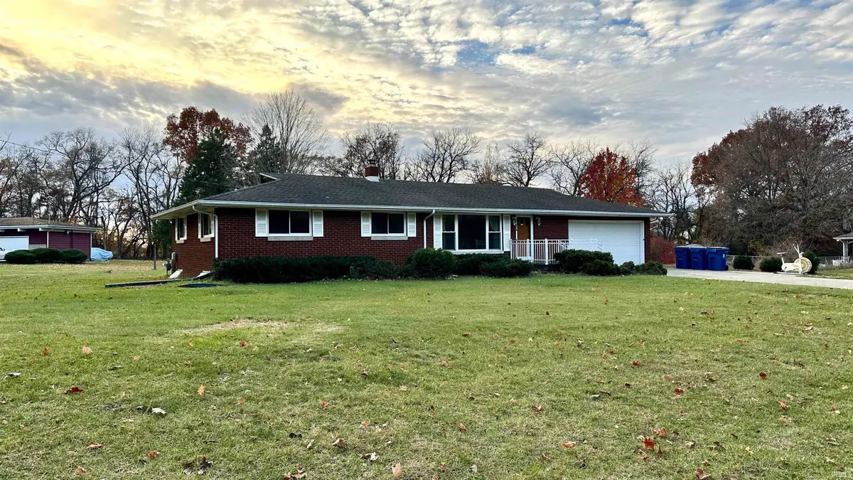 1070 Walkerton Trail, Walkerton, IN 46574 - #1