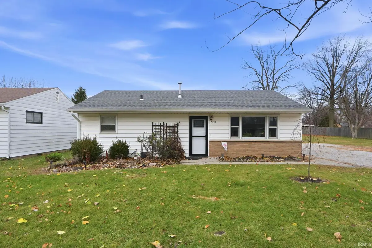 2212 Dale Drive, Fort Wayne, IN 46819 - #1