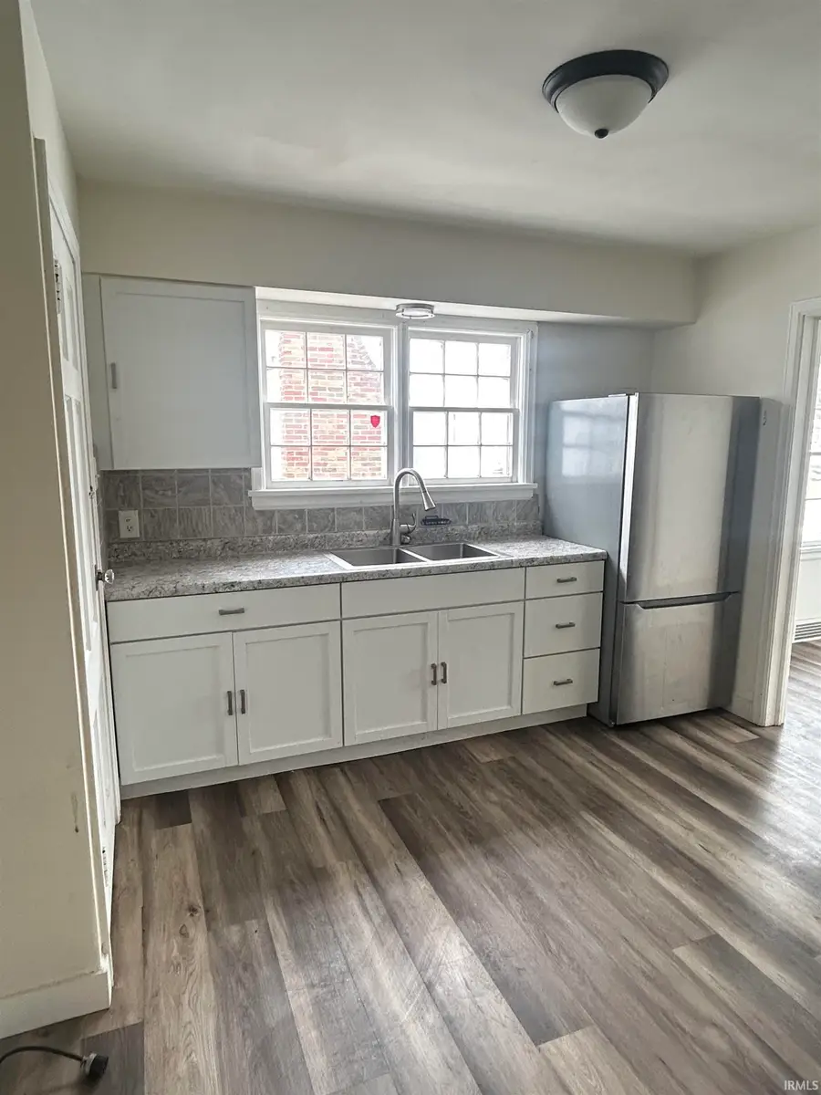 536 E Oakside Street, South Bend, IN 46614 - #3