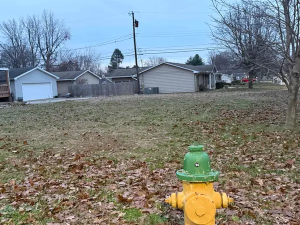 7400 E Gum Street, Evansville, IN 47715