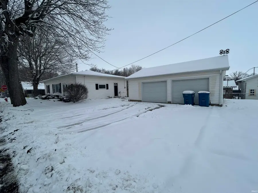 402 E North Street, Galveston, IN 46932 - Image #2