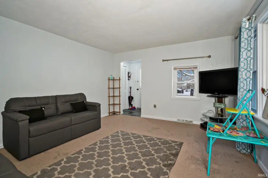 23689 Greenwood Boulevard, Dunlap, IN 46526 - Image #3