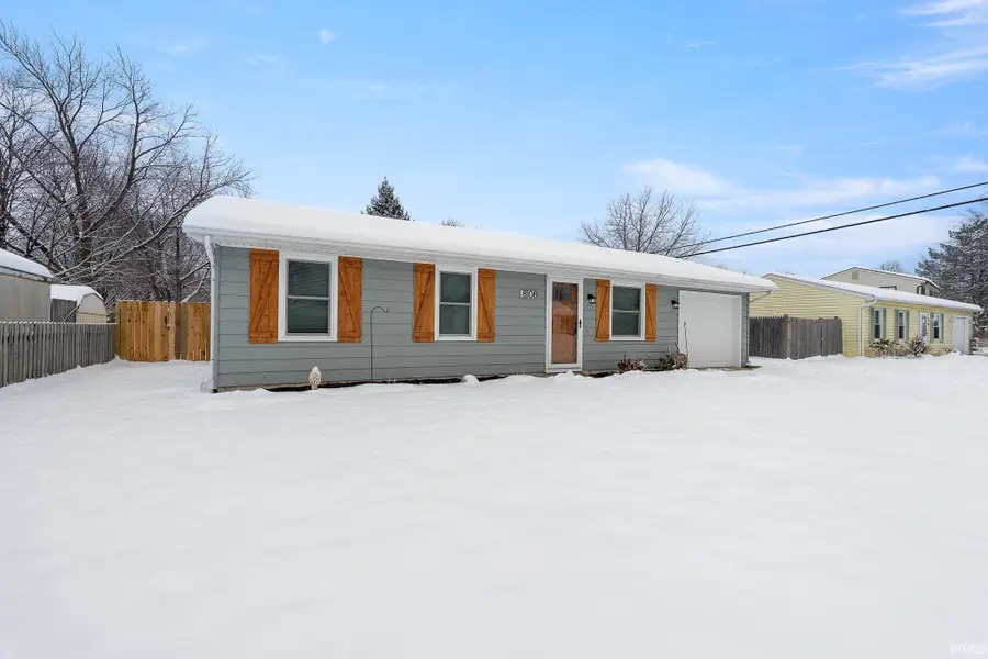 8108 Newfield Drive, Fort Wayne, IN 46815 - Image #2