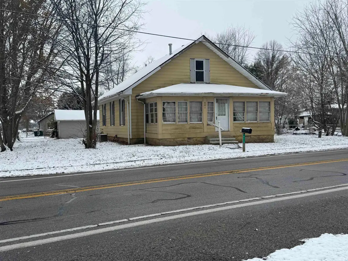 401 W Brummitt Street, Owensville, IN 47665 - Image #1