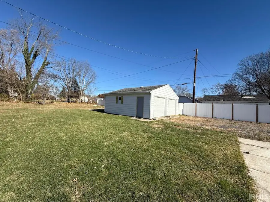 612 W Cromer Avenue, Muncie, IN 47303 - Image #2