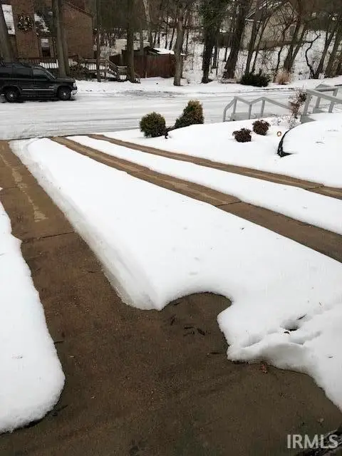 8211 Yorkridge Drive, Newburgh, IN 47630 - Image #3