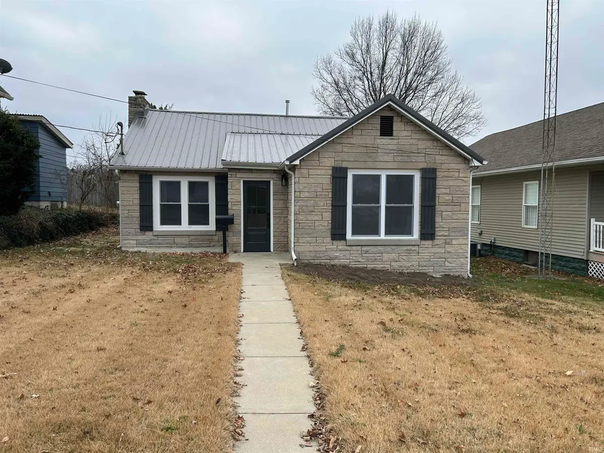 455 W Main Street, Bloomfield, IN 47424 - Image #1