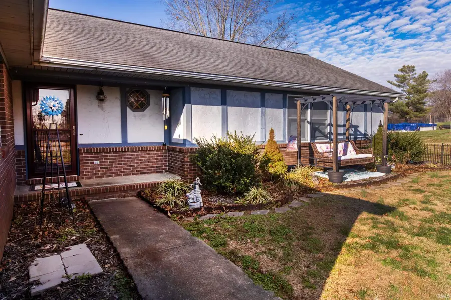 14914 Mccutchan Road, Evansville, IN 47725 - Image #2