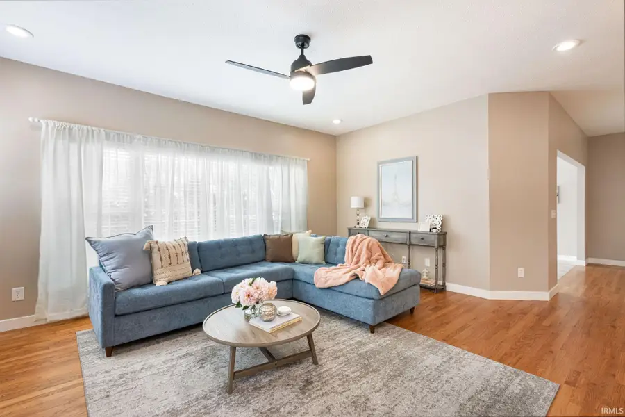 54843 Springfield Trace Drive, Osceola, IN 46561 - Image #3