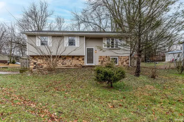 635 N Robin Drive, Ellettsville, IN 47429