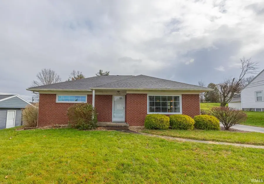 1041 Justin Street, Jasper, IN 47546 - Image #2