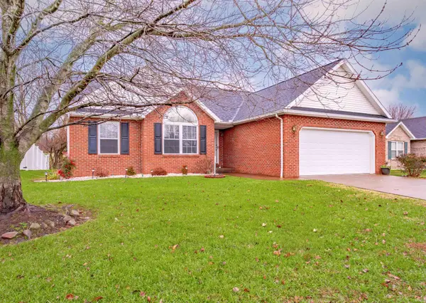 722 Strawberry Hill Road, Evansville, IN 47711